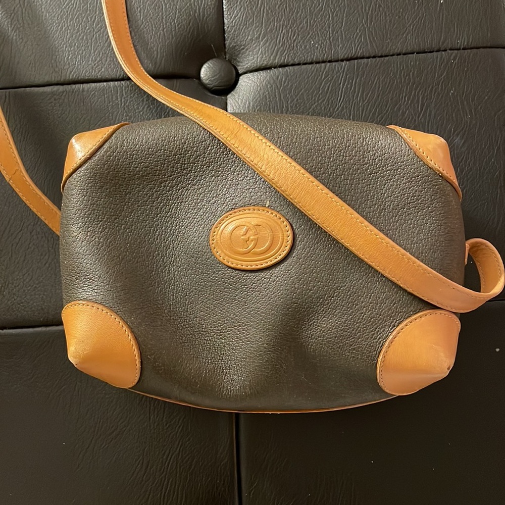Gucci Vintage Crossbody Small Bag - Picture 3 of 10